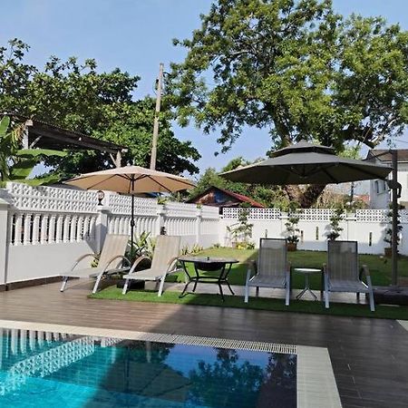 Melaka Private Pool Villa Kampong Lereh Екстериор снимка