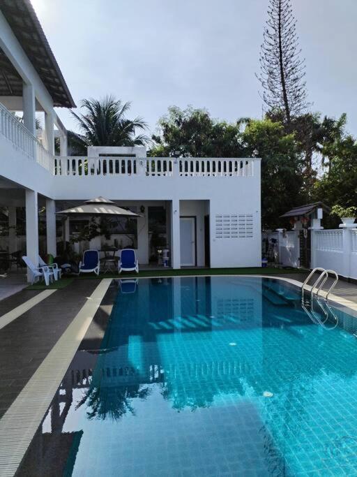 Melaka Private Pool Villa Kampong Lereh Екстериор снимка